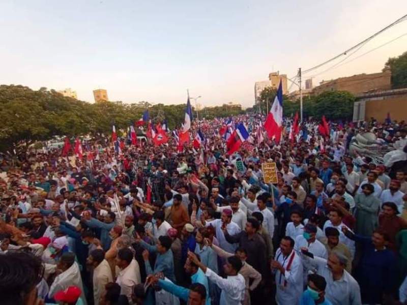 Sindhi community people demonstrate against Pakistan govt's decision to annex Sindh Islands