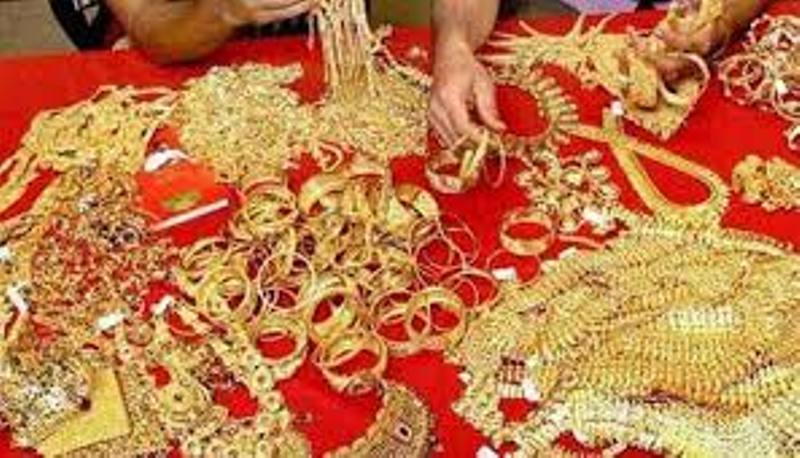 Bangladesh allows imports of gold ornaments