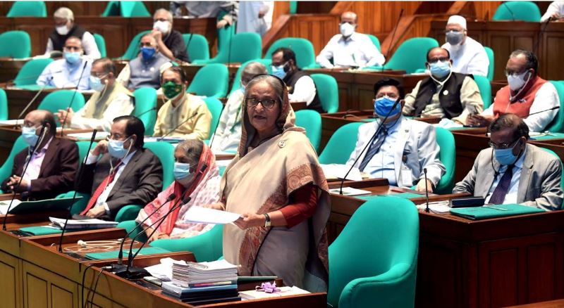 Cannot put students' lives in danger: PM Hasina