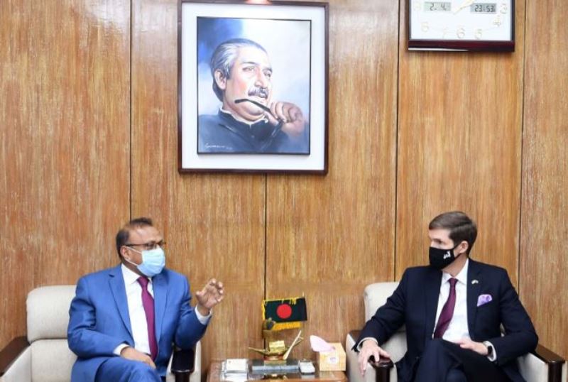 The United States stands by Bangladesh on the Rohingya issue: Ambassador The United States stands by Bangladesh on the Rohingya issue: Ambassador