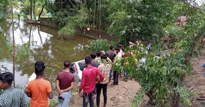 Microbus accident kills seven in Cox's Bazar Microbus accident kills seven in Cox's Bazar