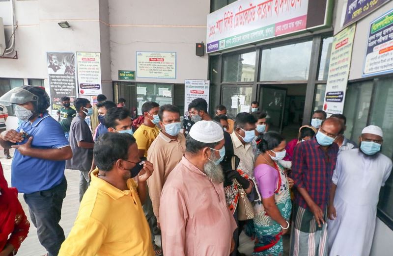 Another 22 people die in a day at 4 hospitals in Khulna Another 22 people die in a day at 4 hospitals in Khulna
