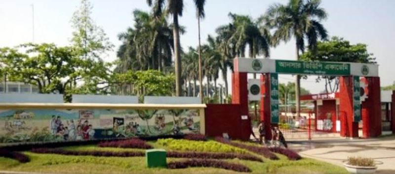 Gazipur: More than 200 Ansar members sick due to food poisoning Gazipur: More than 200 Ansar members sick due to food poisoning