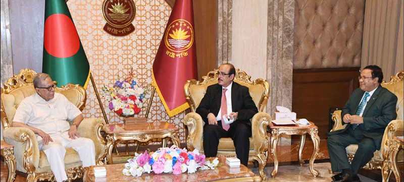 Corrupt people should be punished: President Hamid to ACC