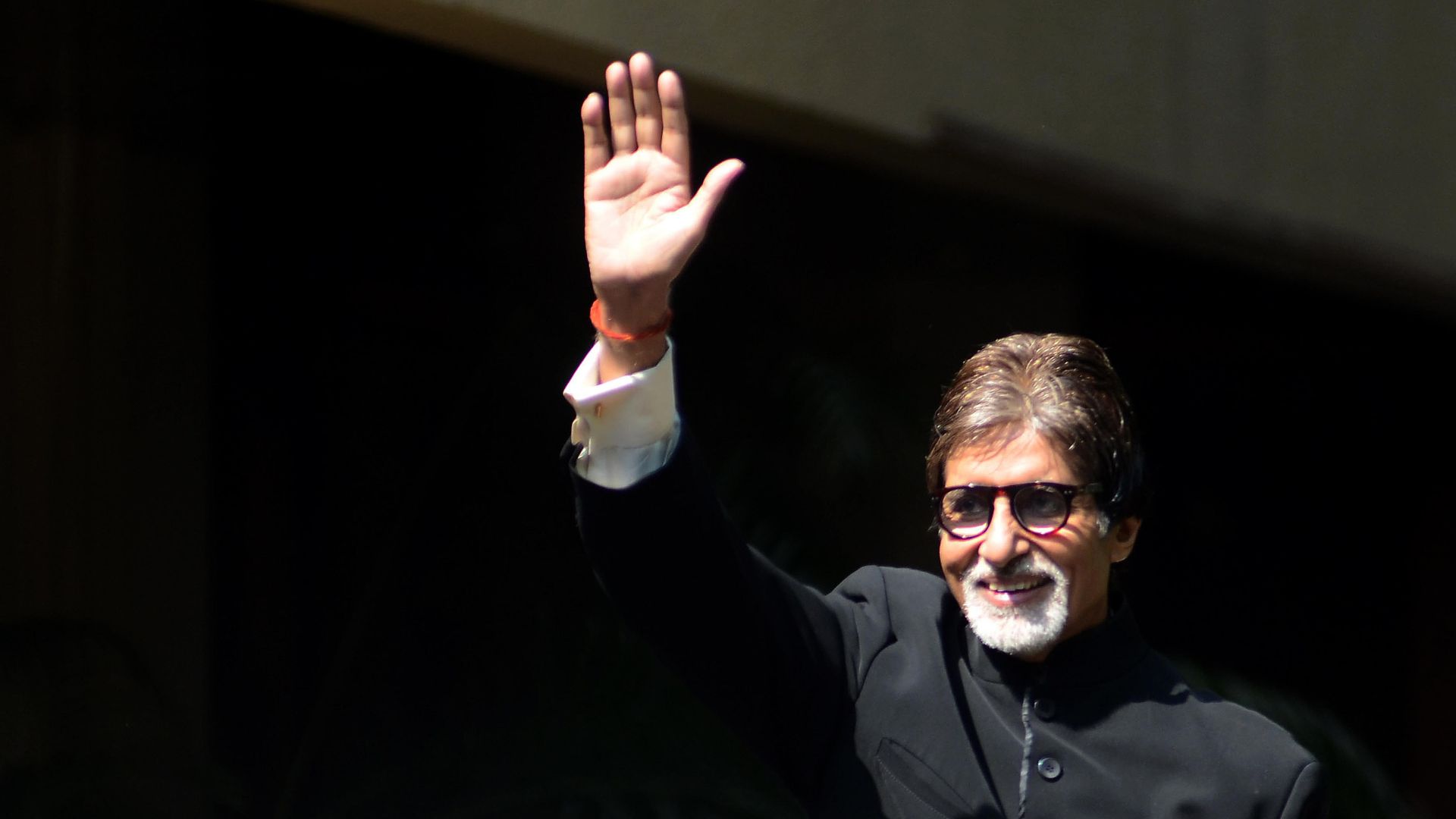 Big B to undergo surgery due to 'medical condition' Big B to undergo surgery due to 'medical condition'