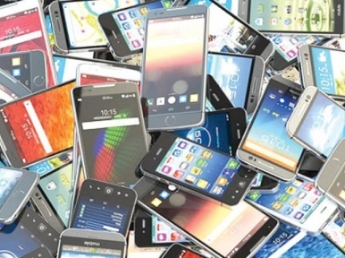 There is no need to import mobile phones in the country: Mustafa Jabbar