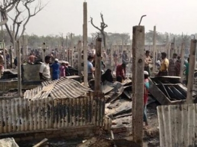 Fire guts 500 houses in Teknaf Rohingya camp