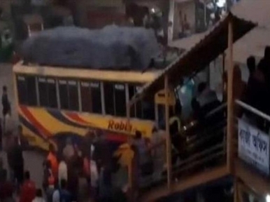 Two women die as bus driver loses control, hits footbridge in Dhamrai upazila