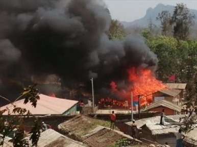 Rohingya camp fire: Death toll rises to seven