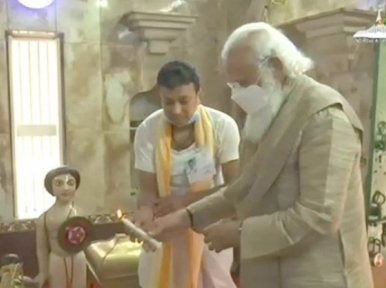 Indian PM Narendra Modi interacts with Matua community in Orakandhi, prays at Hari Mandir