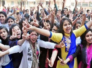 100 percent of candidates clear HSC exam