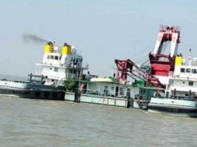 Rustom rescuing sunken Paturi ferry
