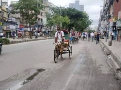 Dhaka streets wear deserted look on Friday