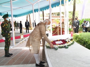 Narendra Modi pays homage at Bangabandhu's tomb