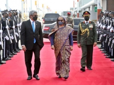 Maldives rolls out red carpet as PM Sheikh Hasina arrives