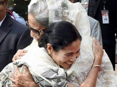 PM Hasina congratulates Mamata Banerjee as latter becomes Chief Minister of West Bengal for the third time