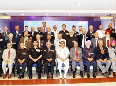 Chief of Navy meets Indian troops who assisted in the War of Liberation