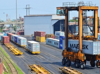 Terrible congestion in the transportation of exported goods at Chittagong port