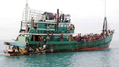 Indian Coast Guard rescue 81 Rohingyas stranded in sea, want to send back to Bangladesh
