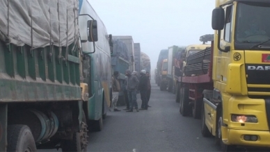 40 km traffic jam on both sides of Bangabandhu Bridge