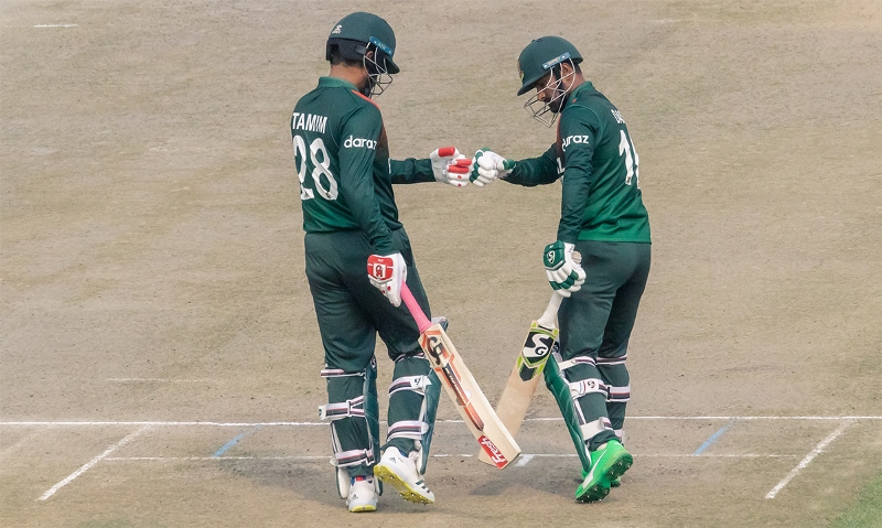 Skipper Tamim's century helps Bangladesh clinch ODI series 3-0 against hosts Zimbabwe Skipper Tamim's century helps Bangladesh clinch ODI series 3-0 against hosts Zimbabwe