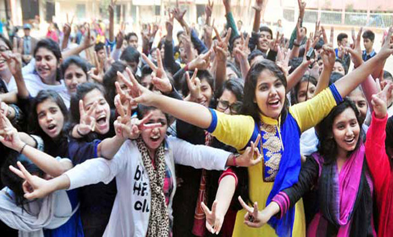 100 percent of candidates clear HSC exam