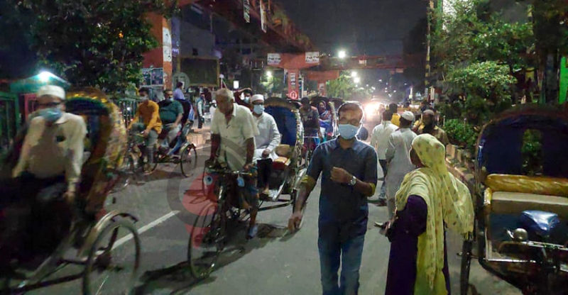 Dhaka witnesses increase in traffic at night