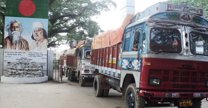 Import and export to remain closed for 4 days at Benapole during Durga Puja Import and export to remain closed for 4 days at Benapole during Durga Puja
