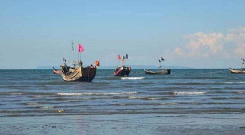 ২০ বাংলাদেশি জেলে ধরে নিয়ে গেছে মিয়ানমার নৌবাহিনী ২০ বাংলাদেশি জেলে ধরে নিয়ে গেছে মিয়ানমার নৌবাহিনী
