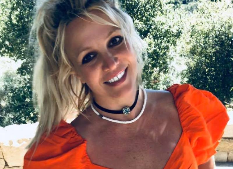 US Pop star Britney Spears asks court to end 13-year long father's conservatorship
