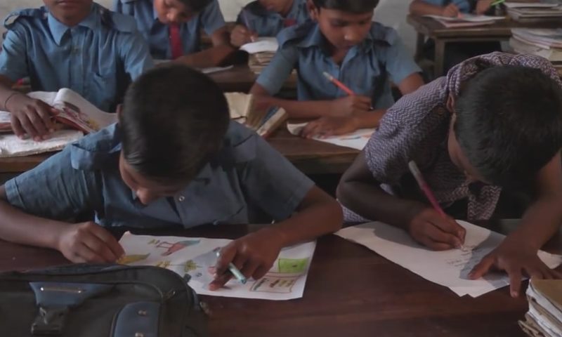 সরকারি প্রাথমিক শিক্ষার্থীরা জামা-জুতা-ব্যাগ কিনতে টাকা পাবে