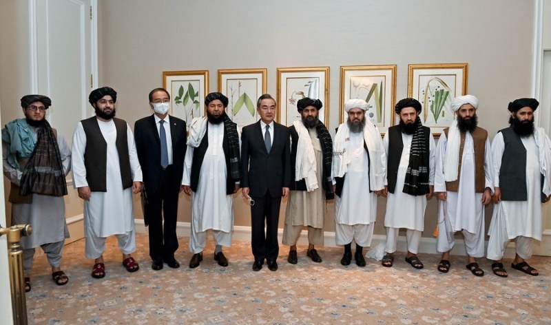 Chinese Foreign Minister Wang Yi meets Taliban delegation in Doha