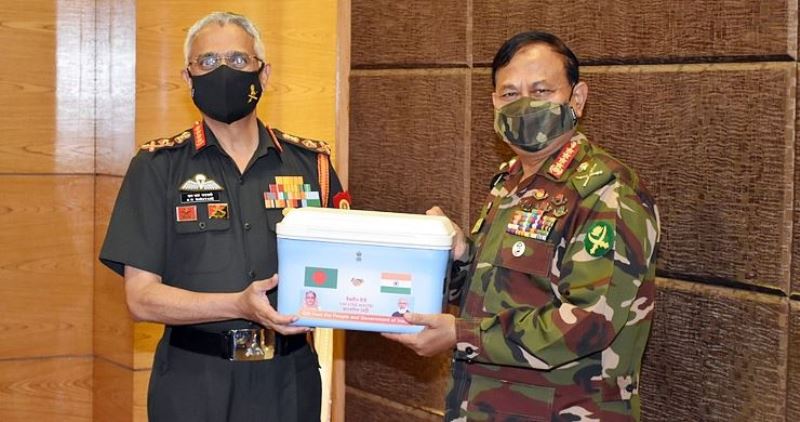 Indian Army Chief presents one lakh vaccines to the Bangladesh Army