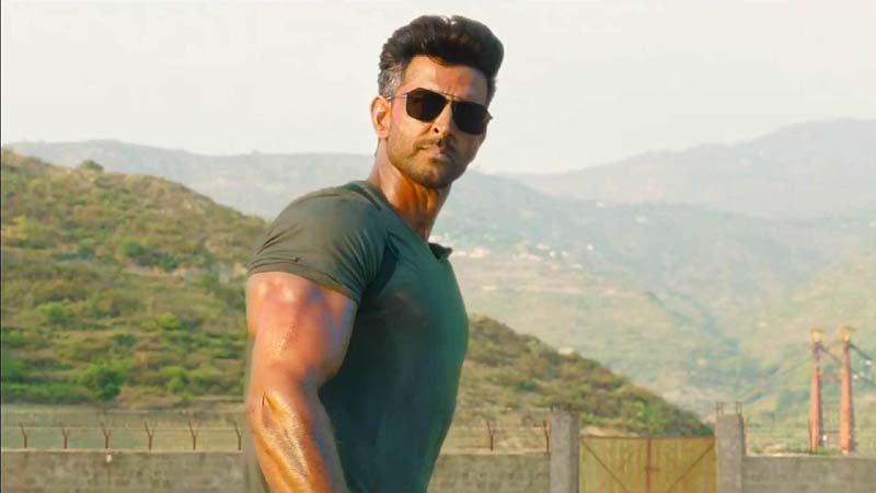 Hrithik Roshan pairs up with Deepika Padukone for 2022 release Fighter Hrithik Roshan pairs up with Deepika Padukone for 2022 release Fighter
