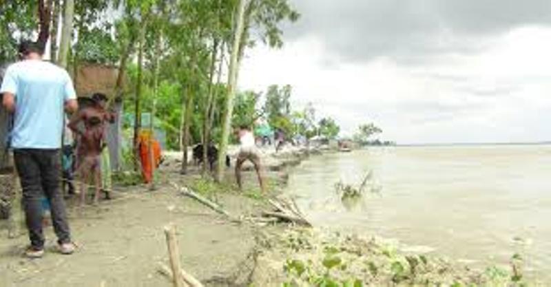 এক রাতেই কমে গেলো তিস্তার পানি