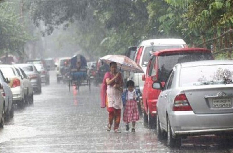 Heavy rains: Waterlogging and traffic jams in the capital