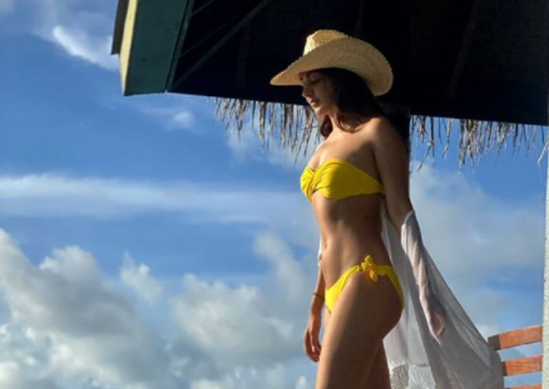 Kiara Advani is missing her 'dear bikini bod', sets Instagram on fire with latest image Kiara Advani is missing her 'dear bikini bod', sets Instagram on fire with latest image