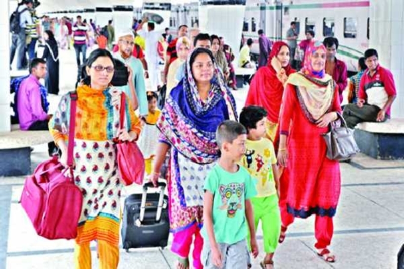 1 crore 6 lakh Eid-home-goers left Dhaka within 12 days