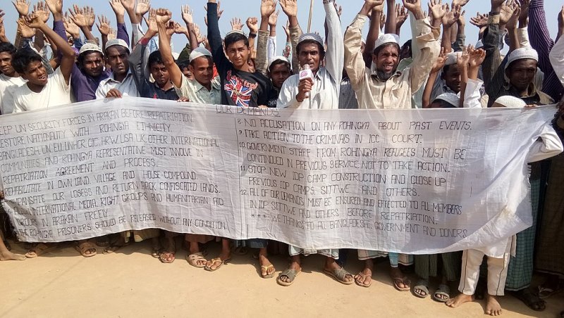 Not possible to carry the burden of Rohingyas indefinitely: Foreign Minister Momen Not possible to carry the burden of Rohingyas indefinitely: Foreign Minister Momen