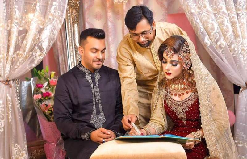 Actress Mahiya Mahi gets married to Gazipur-based businessman and politician Kamruzzaman Sarker Rakib