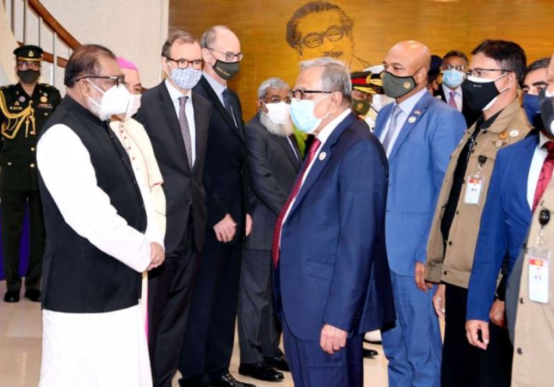 President Hamid leaves Dhaka for treatment in Germany