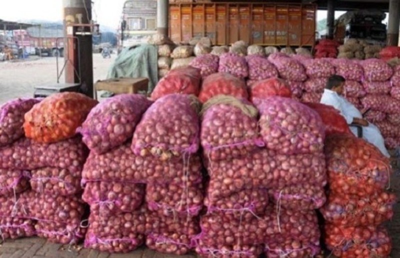 Panic as onion prices plummet after India resumes export