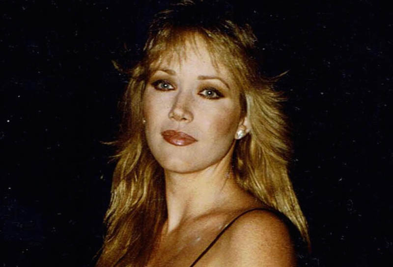 Bond Girl Tanya Roberts dies at 65 Bond Girl Tanya Roberts dies at 65