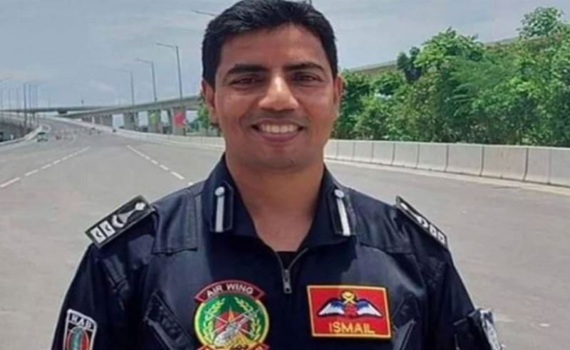 RAB's air wing director injured in Nawabganj helicopter crash succumbs in Singapore hospital