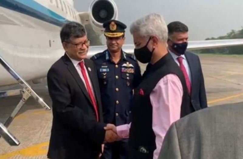 Indian External Affairs Minister leaves Dhaka for Bhutan