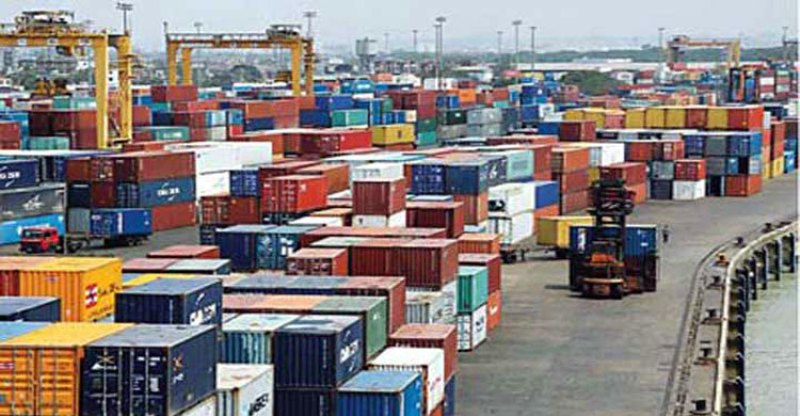 Chittagong port's container-cargo handling hits record high in FY 2021-22 Chittagong port's container-cargo handling hits record high in FY 2021-22