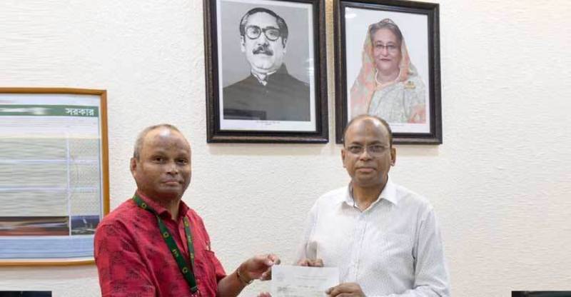 Victim of BNP arson attack gets PM Hasina's aid