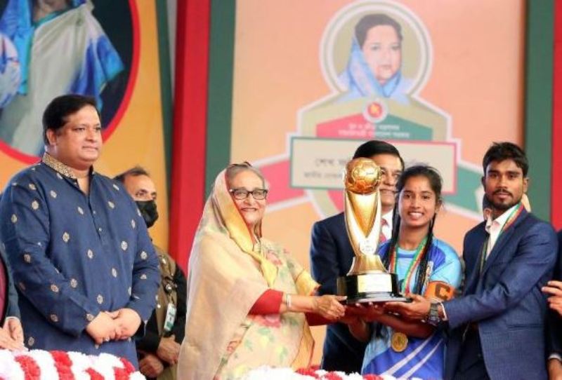 The prime minister called for necessary preparations to play World Cup football in the future The prime minister called for necessary preparations to play World Cup football in the future
