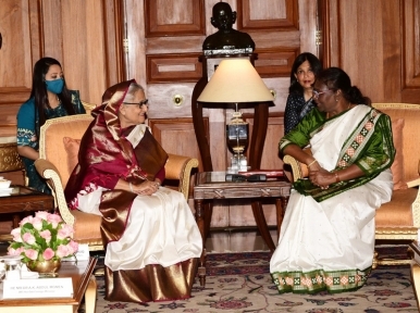 Sheikh Hasina meets Indian President