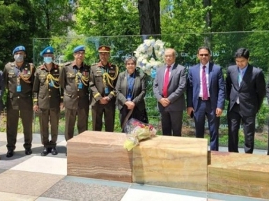 Two Bangladeshi peacekeepers honoured posthumously with 'Dag Hammarskjold' medal